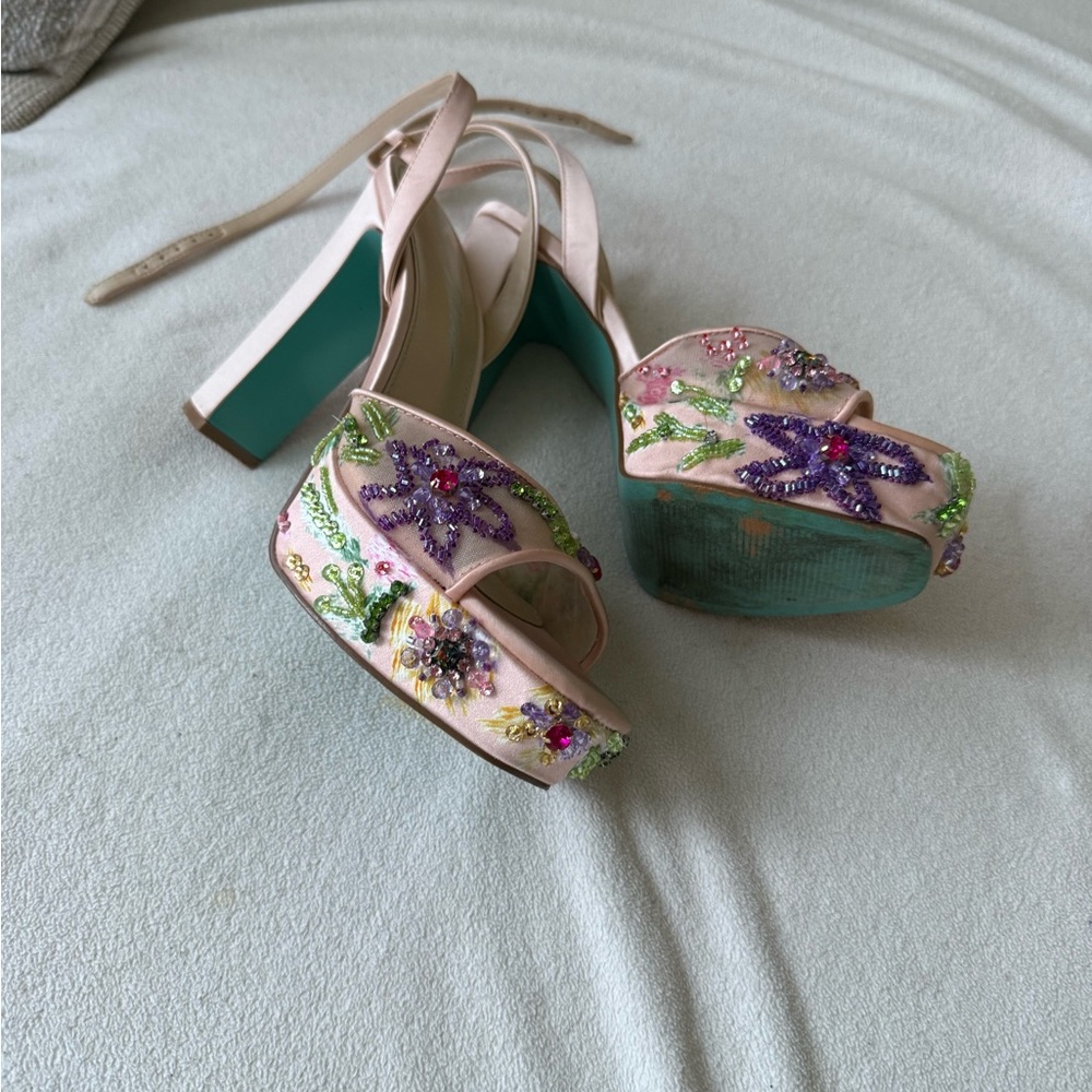 Betsey Johnson Vivien Beaded Platform Mesh Sandals Shoes - Picture 6 of 7